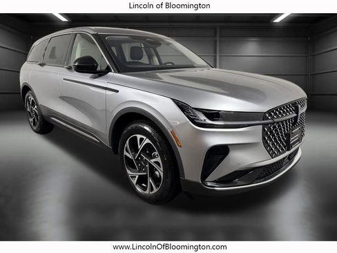 New 2026 Lincoln Nautilus Premier w/ Equipment Group 102A image 7