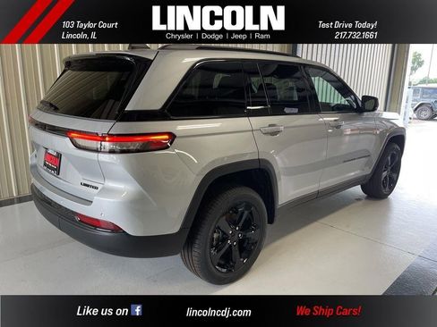 New 2025 Jeep Grand Cherokee Limited w/ Black Appearance Package image 7