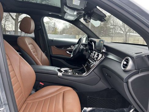 Certified 2019 Mercedes-Benz GLC 300 4MATIC image 27