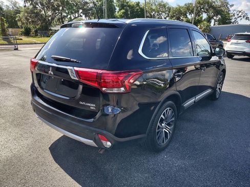 Used 2018 Mitsubishi Outlander SEL AWD/4WD image 4