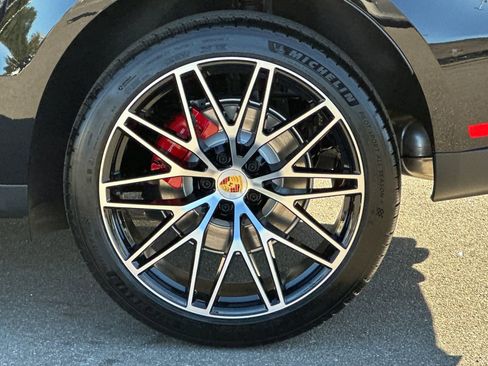 New 2026 Porsche Macan S image 43