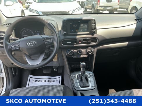 Used 2021 Hyundai Kona SE AWD/4WD image 15