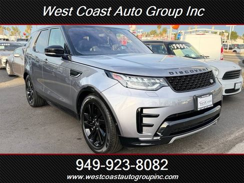 Used 2020 Land Rover Discovery Landmark image 2