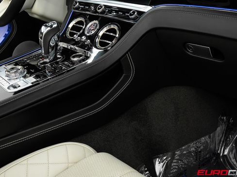 Used 2021 Bentley Continental GT Mulliner AWD/4WD image 34