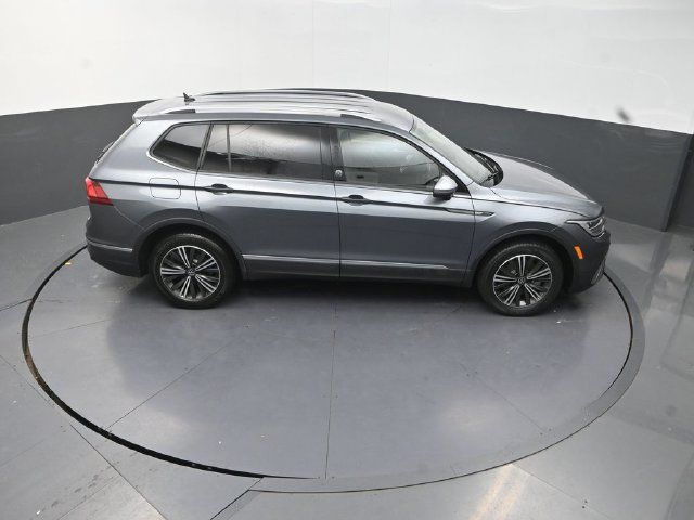 Used 2024 Volkswagen Tiguan Wolfsburg Edition FWD image 30