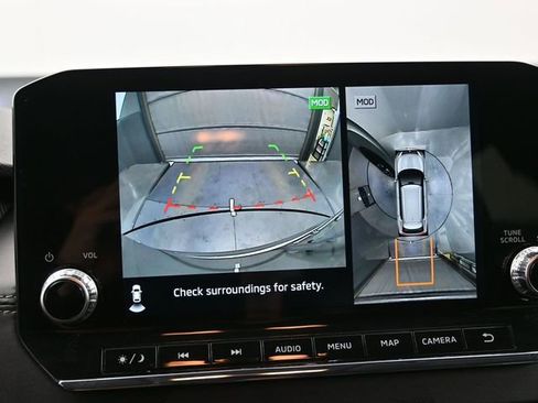 Used 2024 Mitsubishi Outlander SE image 19