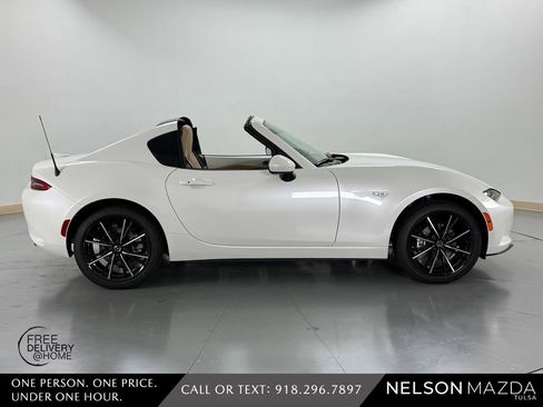 New 2026 MAZDA MX-5 Miata RF Grand Touring RWD image 6