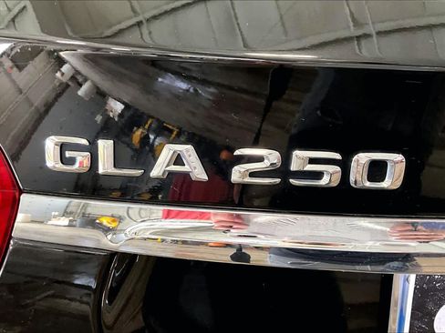 Used 2016 Mercedes-Benz GLA 250 4MATIC image 10