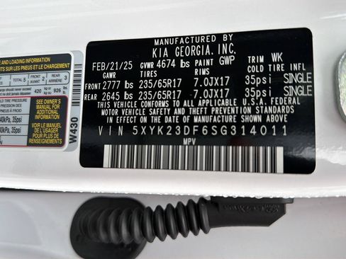 Used 2025 Kia Sportage LX FWD image 39