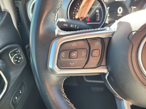 Certified 2022 Jeep Wrangler Unlimited Sahara image 29