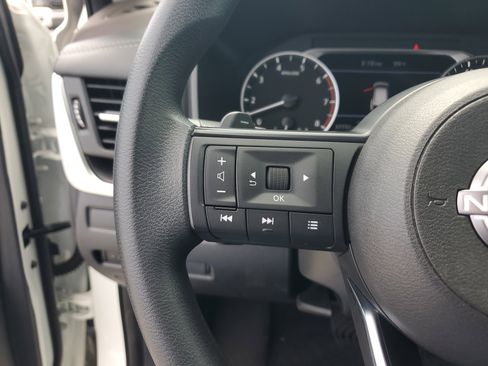 Certified 2023 Nissan Rogue S image 20