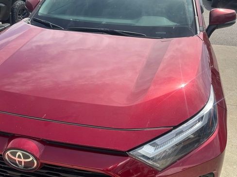 Used 2025 Toyota RAV4 XLE w/ Convenience Package image 5