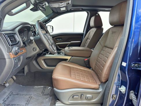 Used 2024 Nissan Titan Platinum Reserve w/ Moonroof Package AWD/4WD image 17