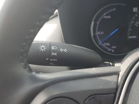 Used 2023 Toyota RAV4 XLE image 34