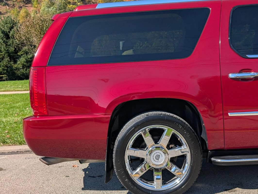 Used 2008 Cadillac Escalade ESV AWD image 27