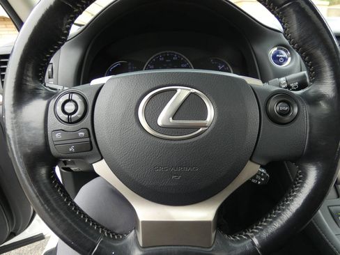 Used 2015 Lexus CT 200h image 76