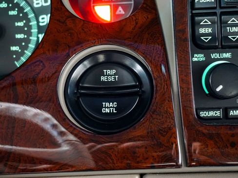 Used 1997 Buick Riviera Supercharged Coupe image 23