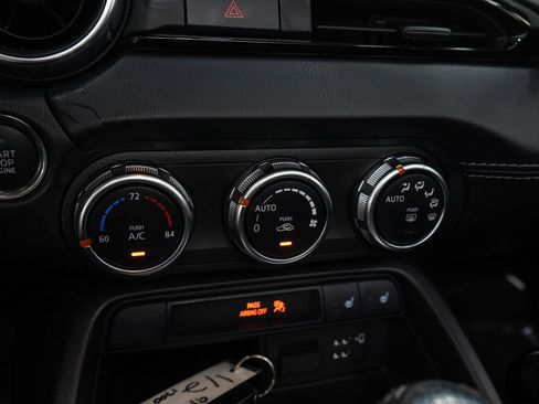 Used 2023 MAZDA MX-5 Miata Grand Touring RWD image 17