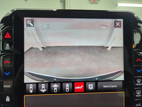 Used 2025 RAM 1500 Limited AWD/4WD image 70