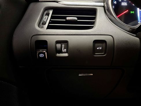 Used 2019 Chevrolet Impala LT FWD image 24