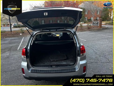 Used 2013 Subaru Outback 2.5i Limited image 10