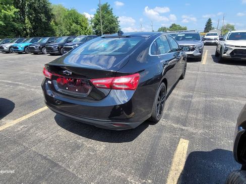 Used 2021 Chevrolet Malibu LT w/ Midnight Edition FWD image 6