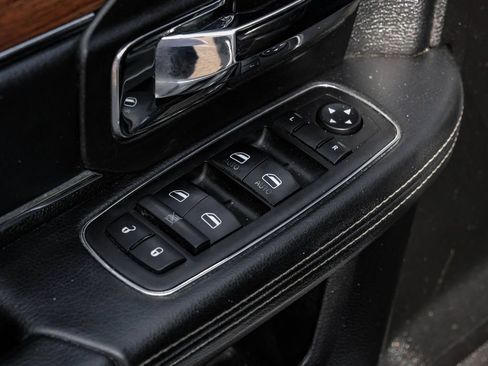 Used 2015 RAM 1500 Laramie w/ Convenience Group AWD/4WD image 55