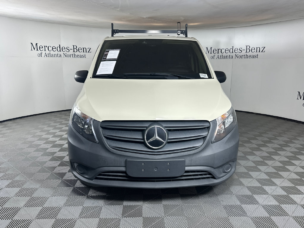 Used 2023 Mercedes-Benz Metris image 2