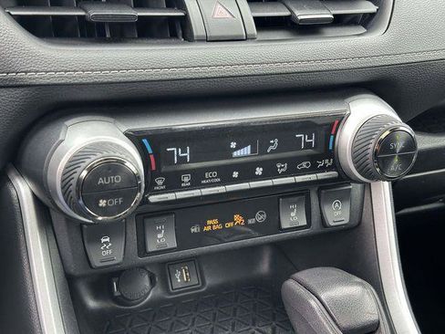 Certified 2023 Toyota RAV4 XLE w/ Convenience Package image 33