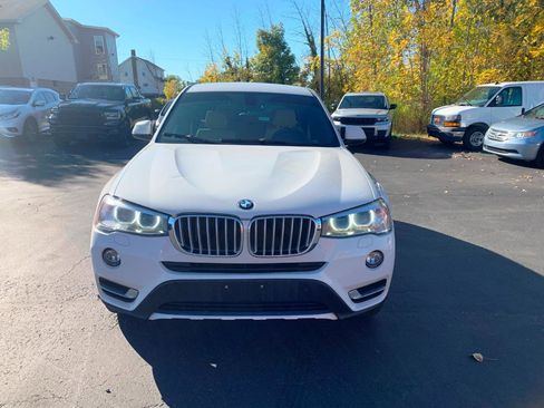 Used 2017 BMW X3 xDrive28i AWD/4WD image 2