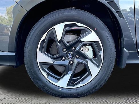 Used 2025 Subaru Crosstrek 2.5i Limited AWD/4WD image 22