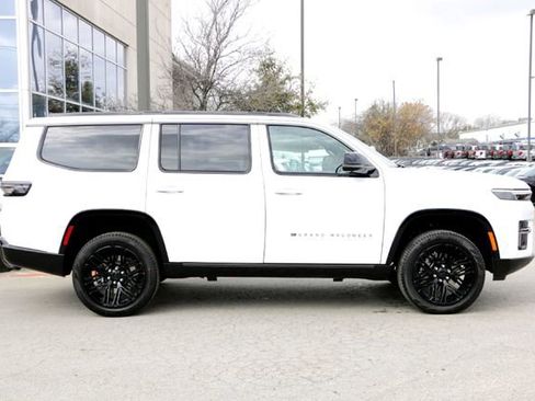 New 2026 Jeep Grand Wagoneer Limited image 4