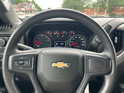 Used 2022 Chevrolet Silverado 2500 Custom w/ Custom Value Package AWD/4WD image 16
