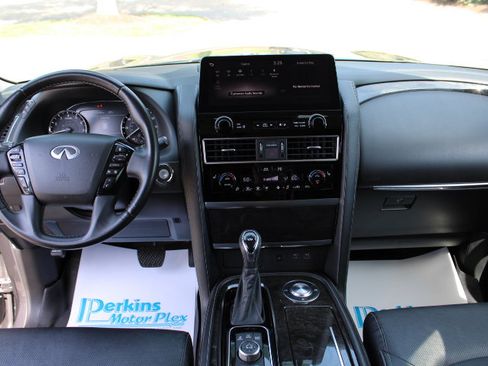 Used 2022 INFINITI QX80 Luxe w/ Cargo Package RWD image 16