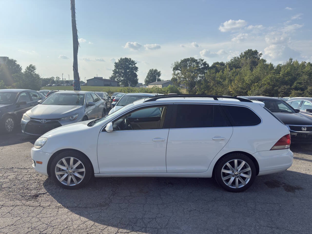 Used 2014 Volkswagen Jetta TDI FWD image 3