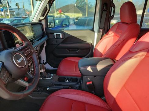 Used 2024 Jeep Wrangler Unlimited Rubicon 392 image 12