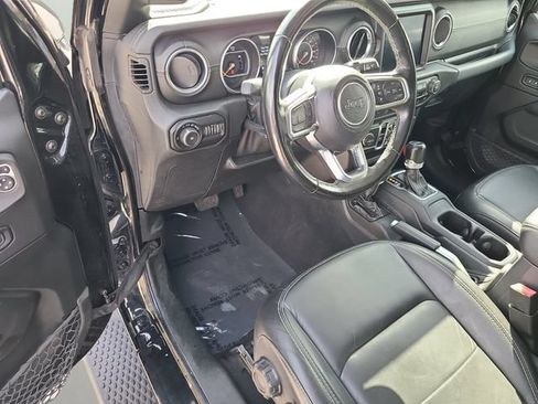 Used 2020 Jeep Wrangler Unlimited Sahara AWD/4WD image 19