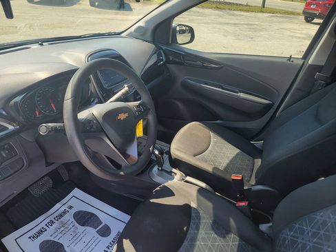 Used 2022 Chevrolet Spark LT FWD image 13