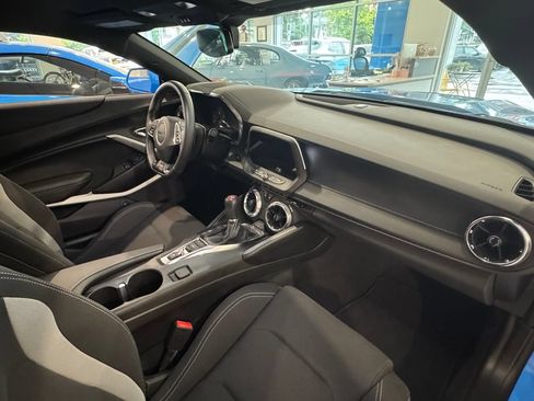 Used 2023 Chevrolet Camaro SS RWD image 10
