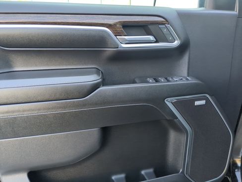 Used 2024 GMC Sierra 1500 Elevation w/ Elevation Premium Package image 14