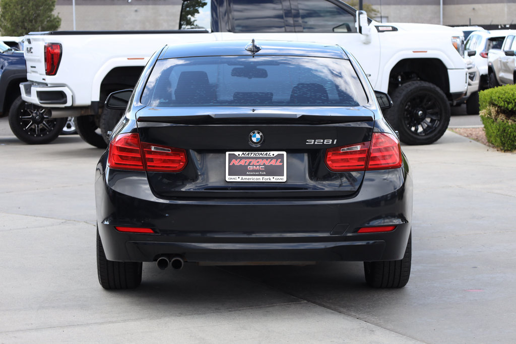 Used 2015 BMW 328i Sedan RWD image 5