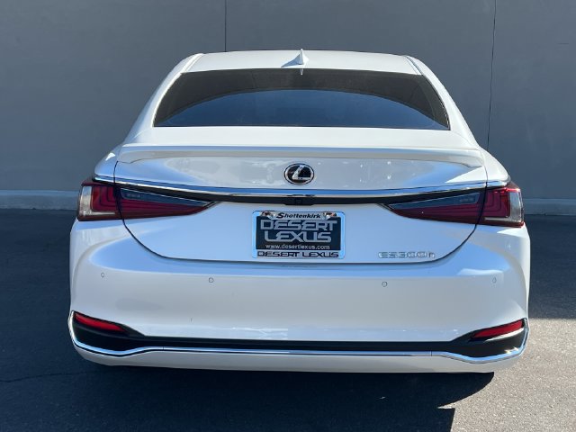 Certified 2025 Lexus ES 300h w/ Premium Package FWD image 9