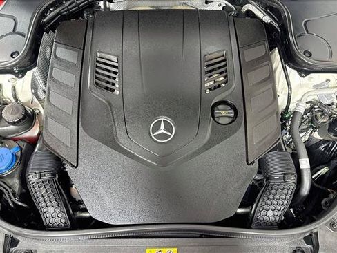 Used 2019 Mercedes-Benz S 560 Sedan image 29