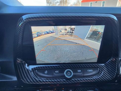 Used 2017 Chevrolet Camaro LT RWD image 19