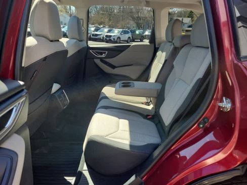 Used 2019 Subaru Forester Premium image 31