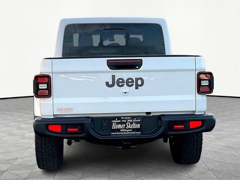 New 2025 Jeep Gladiator Rubicon w/ Convenience Group image 4