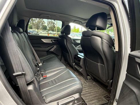 Used 2023 Acura MDX SH-AWD w/ Technology Package image 4