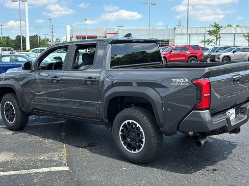 New 2026 Toyota Tacoma TRD Off-Road w/ TRD Off Road Upgrade Package AWD/4WD image 6