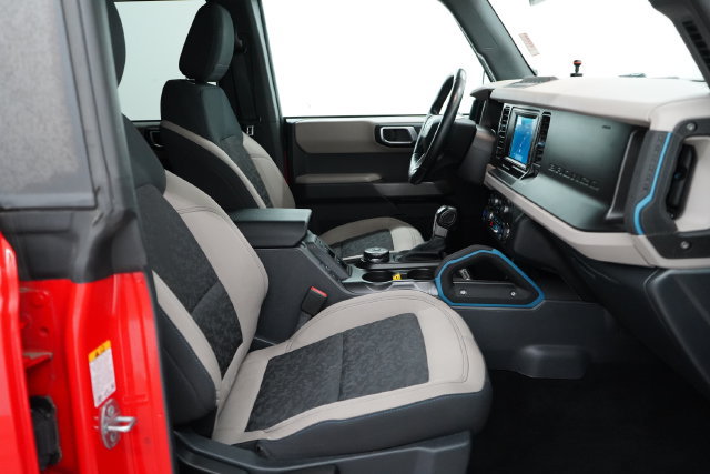 Used 2021 Ford Bronco Wildtrak AWD/4WD image 37