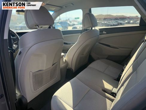 Used 2016 Hyundai Tucson SE w/ Option Group 02 image 21